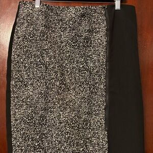 Ann Taylor Elegant Black and White Women's Skirt